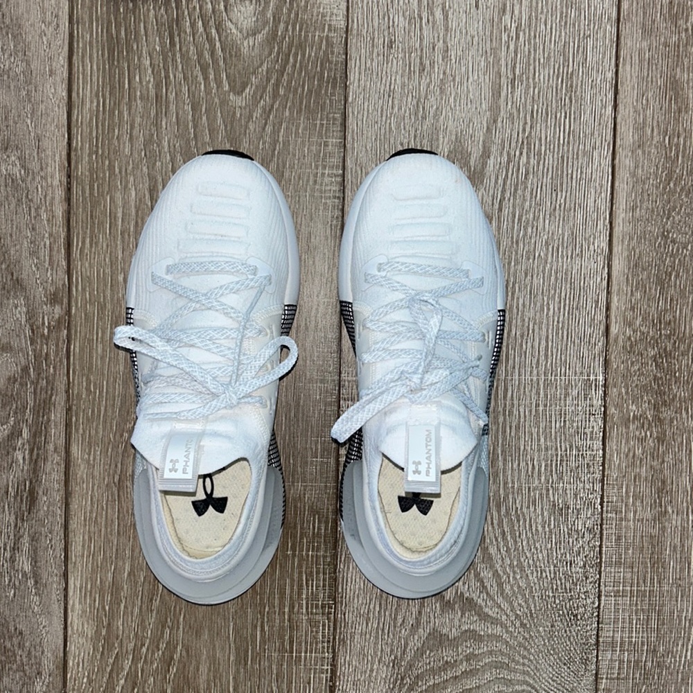 Women’s Under Armour Sneaker